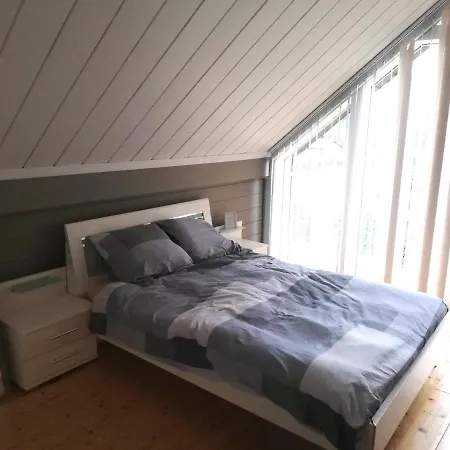 Maison 3 A 200 M De La Des Lacs De L Eau D Heure Froid-Chapelle