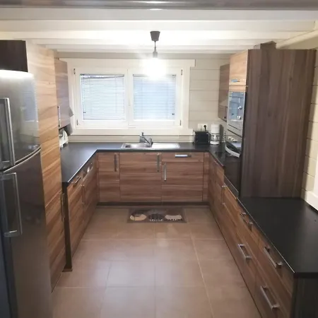 Maison 3 A 200 M De La Des Lacs De L Eau D Heure *