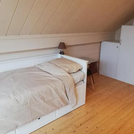 Maison 3 A 200 M De La Des Lacs De L Eau D Heure Feriehus