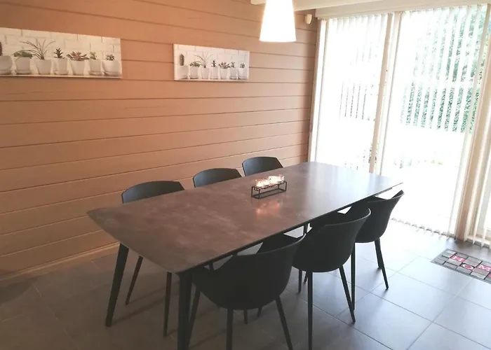 Maison 3 A 200 M De La Des Lacs De L Eau D Heure *