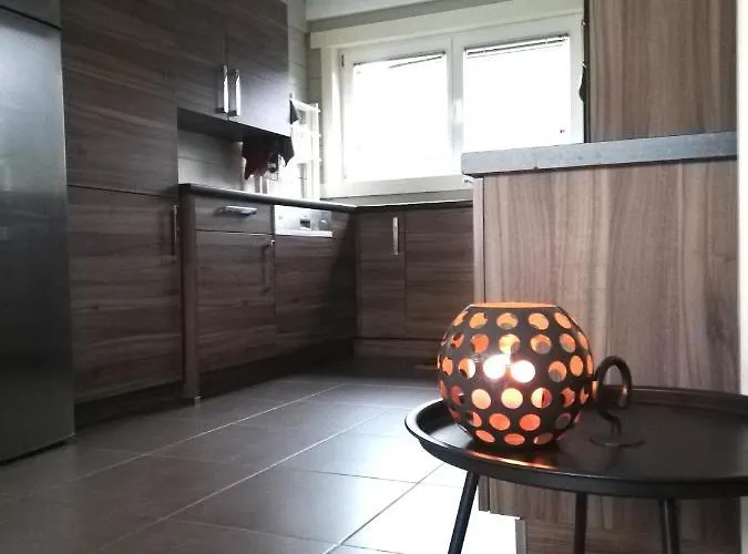 Maison 3 A 200 M De La Des Lacs De L Eau D Heure Prázdninový dům Froid-Chapelle